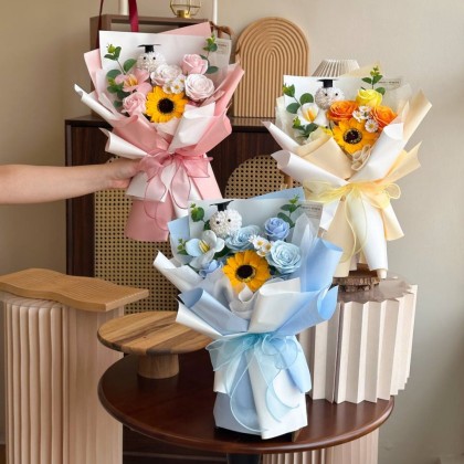 Elton Soap Flower Bouquet 