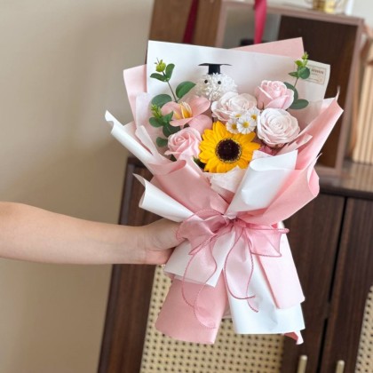 Elton Soap Flower Bouquet 