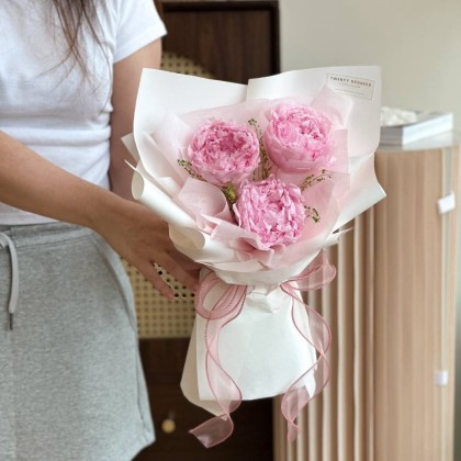Roxanne Preserved Peony Bouquet