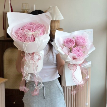 Roxanne Preserved Peony Bouquet