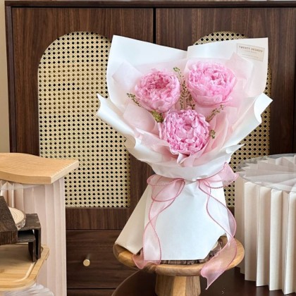 Roxanne Preserved Peony Bouquet