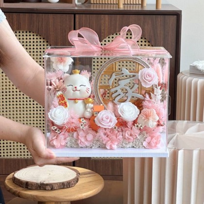 Urica Preserved Flower Acrylic Box