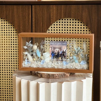 Keyla Preserved Flower Frame