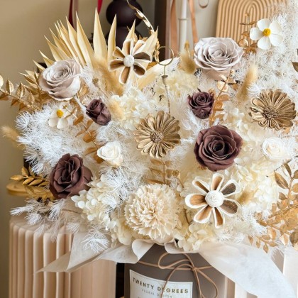 Harow Preserved Flower Vase