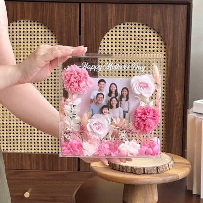 Harris Acrylic Box Frame